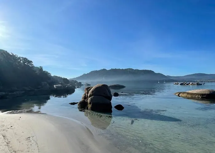 Occhiatana, Santa Giulia Villa