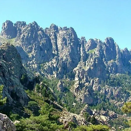 Villa Occhiatana, Santa Giulia